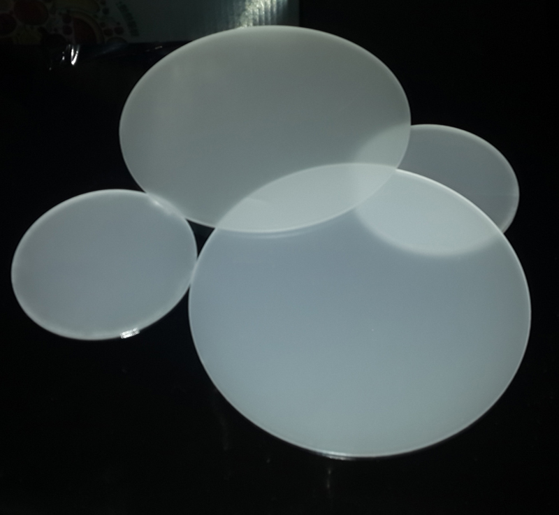 艺术品市场持续低迷青年画家或成潜力股“星空官网登录”(图2) 艺术品市场持续低迷青年画家或成潜力股“星空官网登录”(图2)