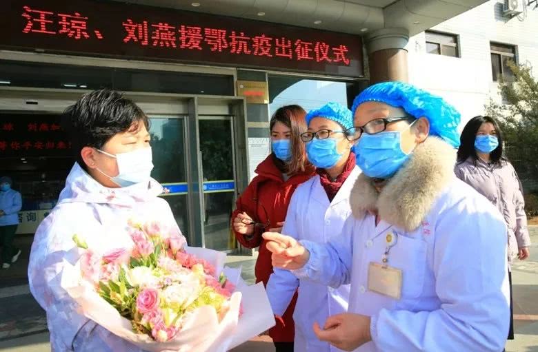 xingkong.com-淅川县荆紫关镇一小:立足教学中心,抓好新课改培训(图2) 星空官网登录