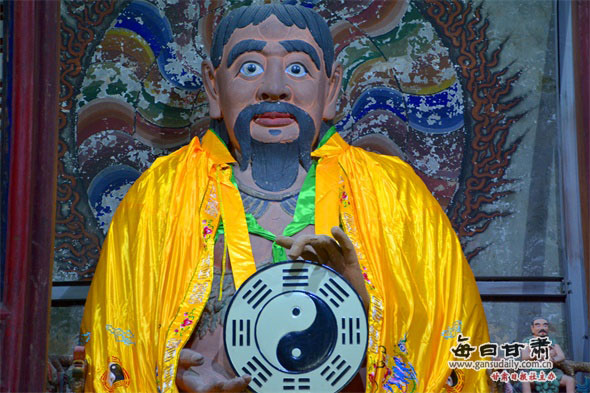 C罗:皇马证明自己西甲最强 队友会帮我争金球|星空体育官网(图3) xingkong体育官网登录