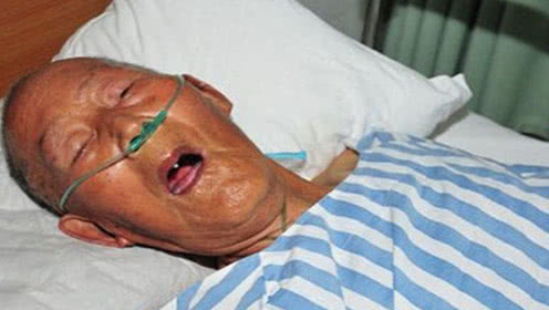 星空官网登录-内乡县夏馆镇吴岗中心小学:进村入户走访送上冬日温暖(图4) 星空官网登录-内乡县夏馆镇吴岗中心小学:进村入户走访送上冬日温暖(图4)