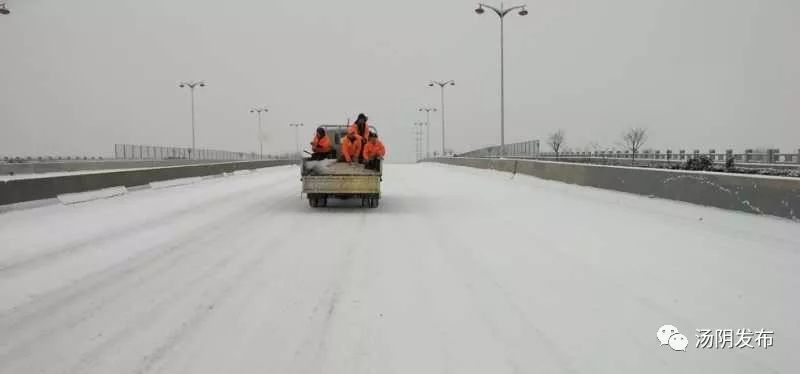 【星空体育官网】梅西金球奖仅列第五惹争议 巴萨主帅：这个结果极其荒谬！