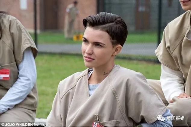 郑州经开区世和小学教师手绘《寒假作息时间表》：星空体育官网(图2)