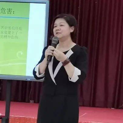 xingkong.com_
童帅云山峰境幼儿园|“立师德 筑师魂”师德培训(图4) xingkong.com_
童帅云山峰境幼儿园|“立师德 筑师魂”师德培训(图4)