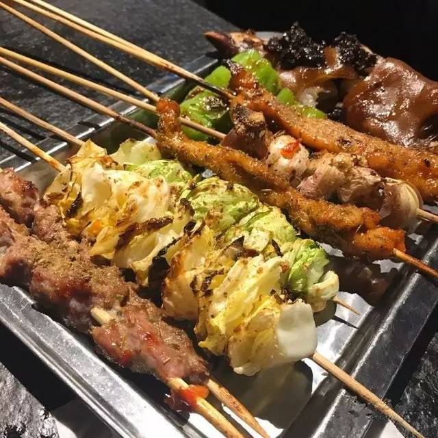 xingkong体育官网登录_山西摄影师组团征集疫情下的宅家照：空间隔离亲情浓厚