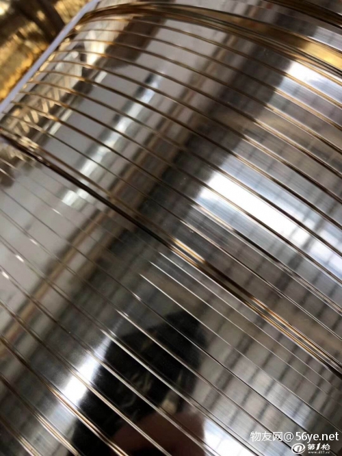 梅西回家休假苏神蹭飞机！抵达阿根廷后坐摆渡车_xingkong.com