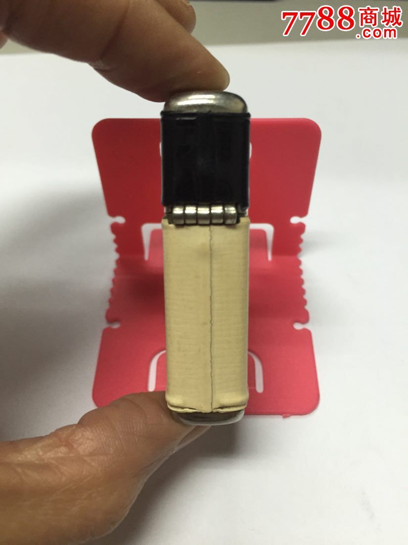 早期挂历可收藏：文革挂历价值凸现作者:未知2015-02-1008:37:12来源:苏州日报　　挂历曾经一度是人们新年送-xingkong.com