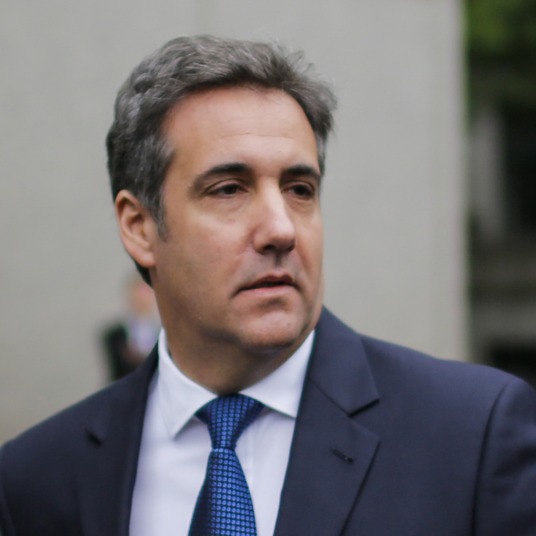 xingkong.com-大学美术专业可以报考公务员吗？网友:很少！