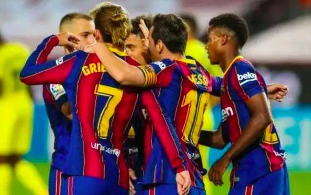 破晓4点 C罗头球世界波艰难救主 梅西传射轰4‘星空官网登录’(图8)
破晓4点 C罗头球世界波艰难救主 梅西传射轰4‘星空官网登录’(图8)