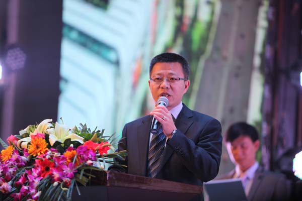 灵宝市教体局副局长彭海英到灵宝市市一中检查指导疫情防控工作“星空官网登录”(图4)