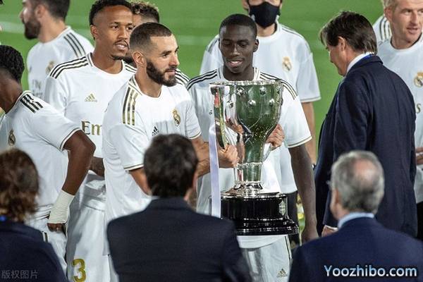 【xingkong.com】皇马夺冠被巴萨嘲讽？贝尔的生日之夜和夺冠都是灰暗的！