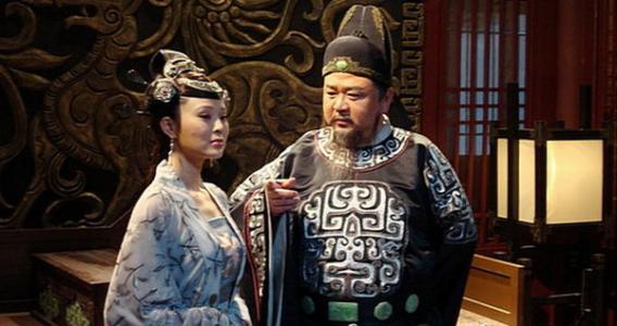 西甲-拉莫斯送点C罗红牌贝尔点球绝杀 皇马2-1_星空官网登录(图2) 西甲-拉莫斯送点C罗红牌贝尔点球绝杀 皇马2-1_星空官网登录(图2)